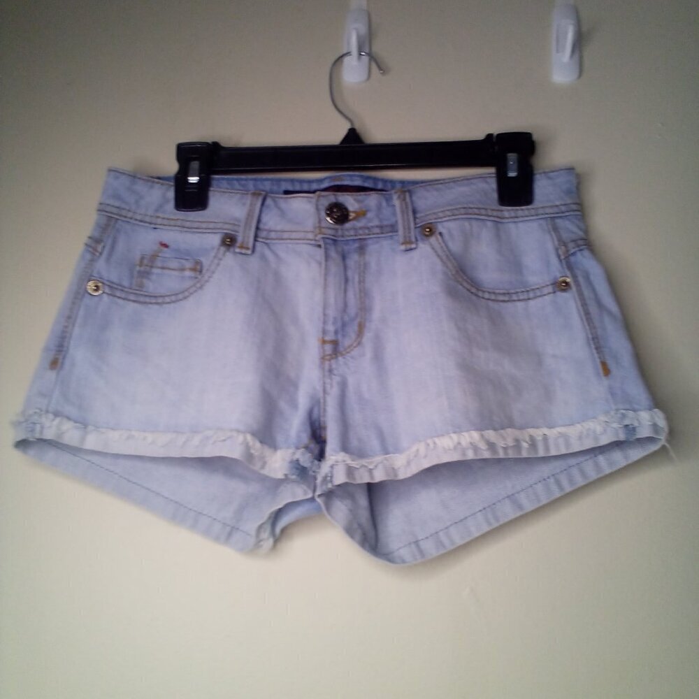 Stone Love Blue Jeans Shorts Juniors 9 Cheeky Light Wash Blue - Picture 2 of 14
